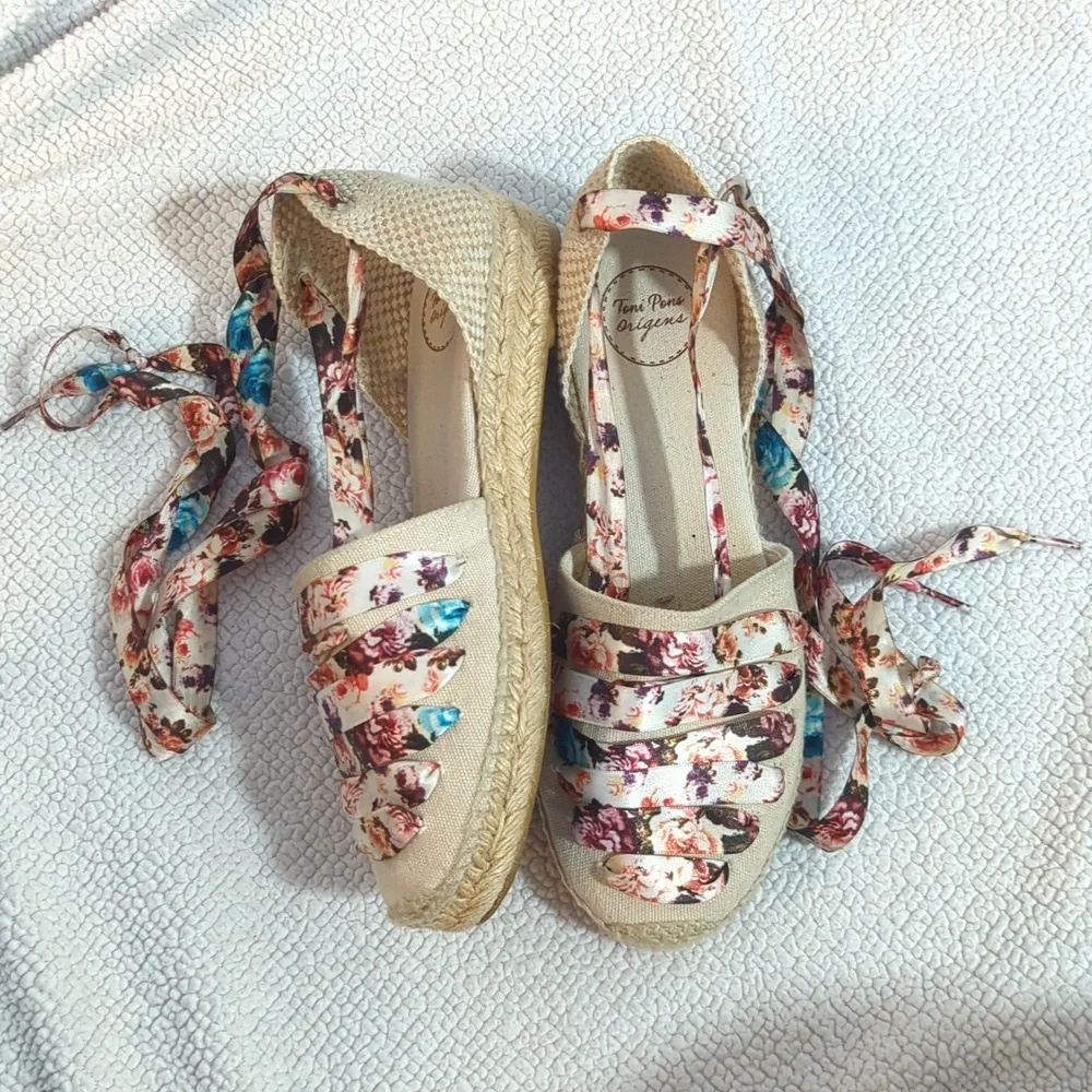 Toni Pons Tan Pink Floral Ribbon Lace Up‎ Canvas Espadrille Shoe Size 39